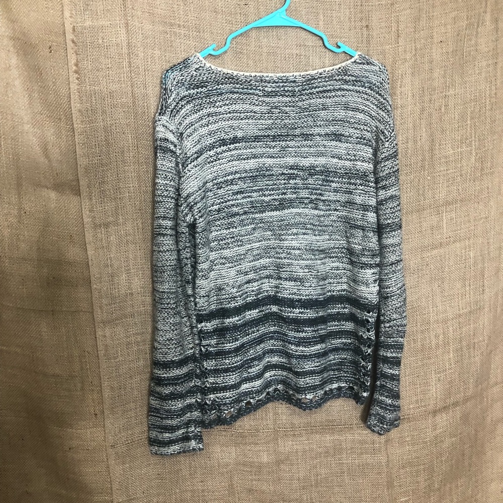 Paper Crane Sweater SZ L Fuzzy Cozy Cutout Detail - Picture 6 of 8